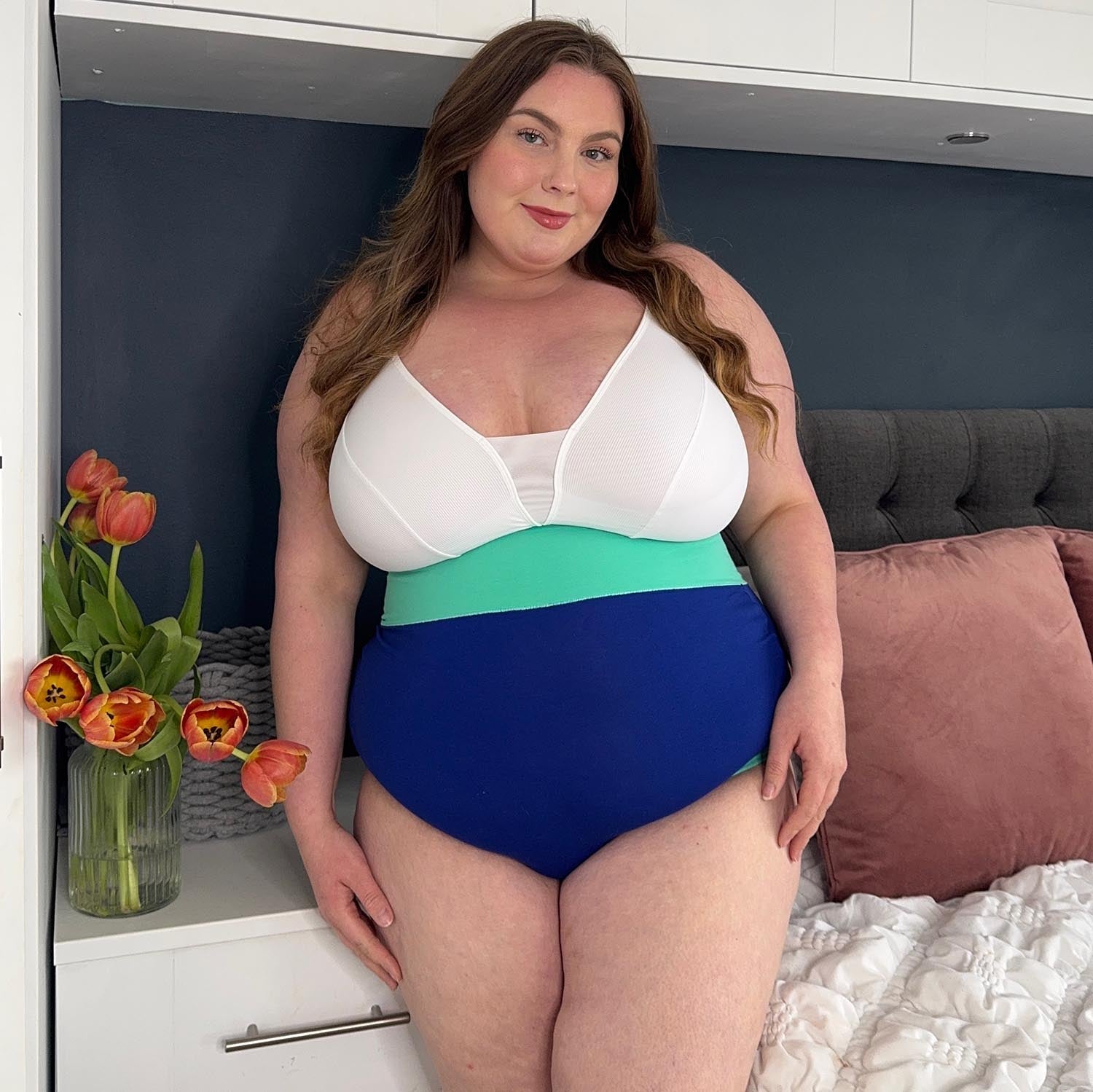 Lauren - Size F