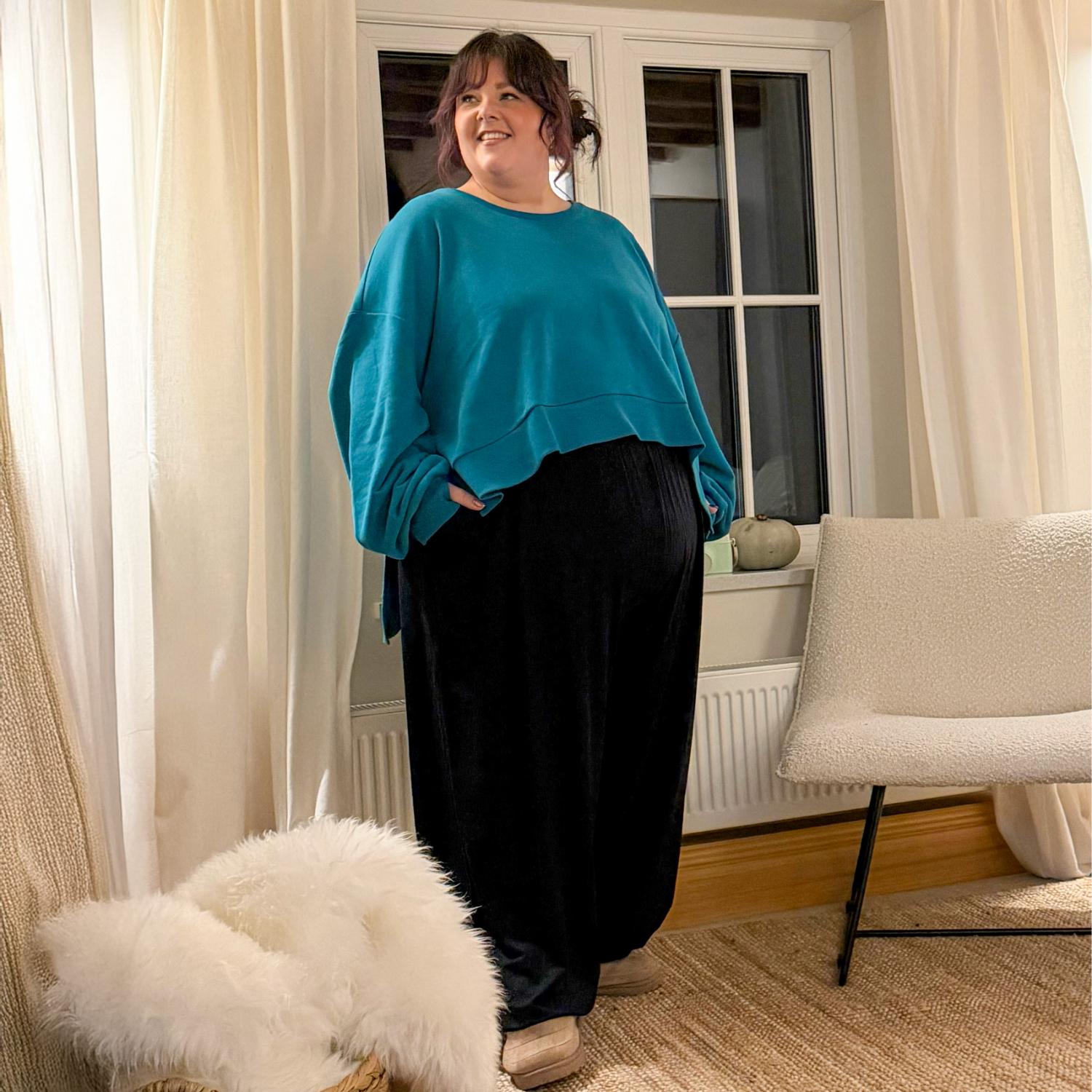 Taryn - Size G