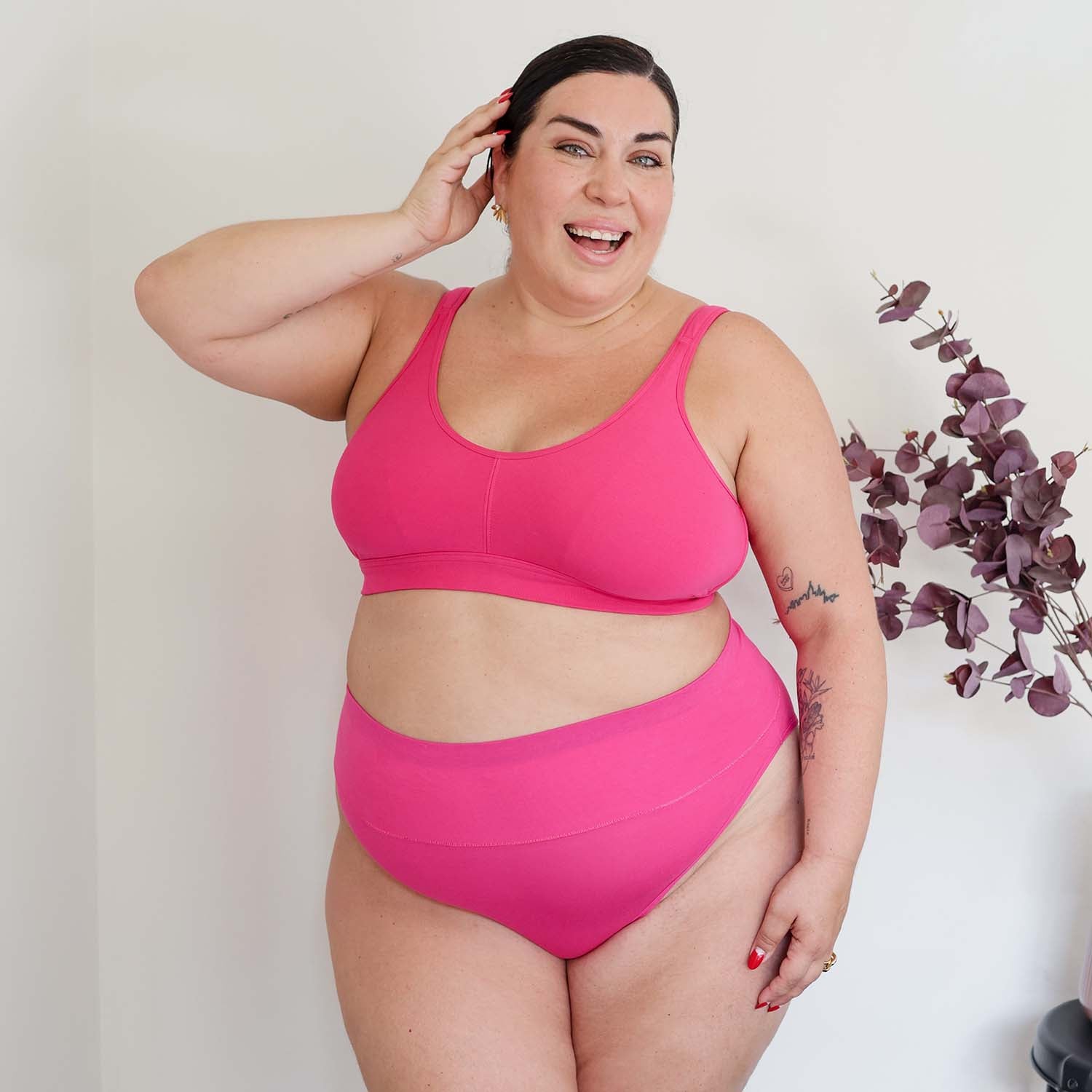 Yamila - Size F