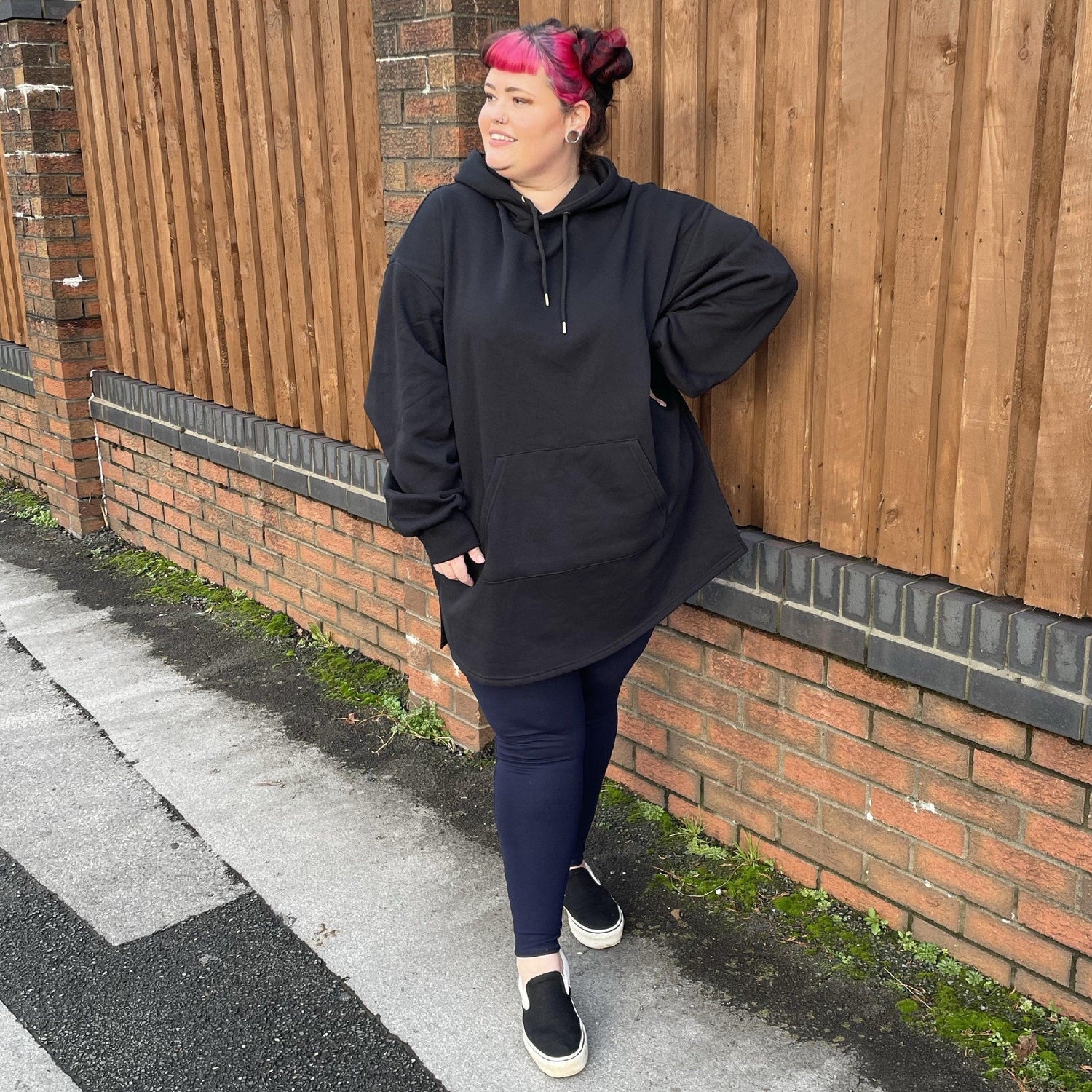 Longline Hoodie - Black - Snag