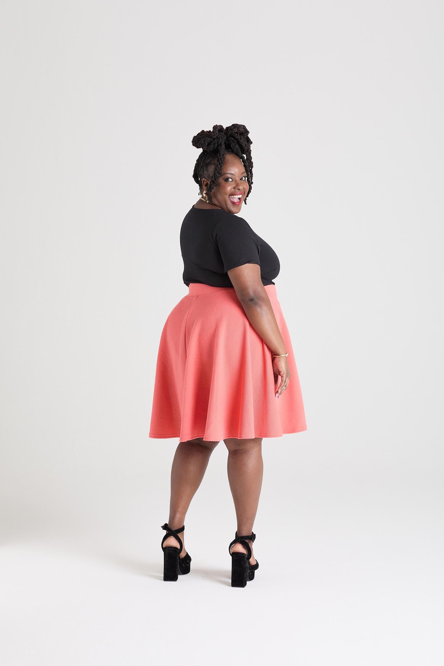 Teni - Size F