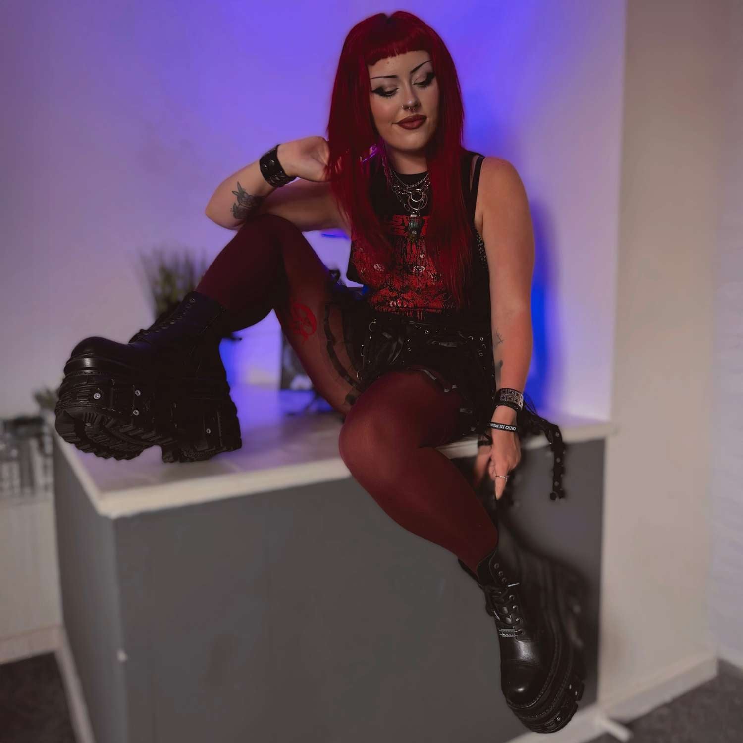 80 Denier Crotchless Tights - Bad Girl - Devotion