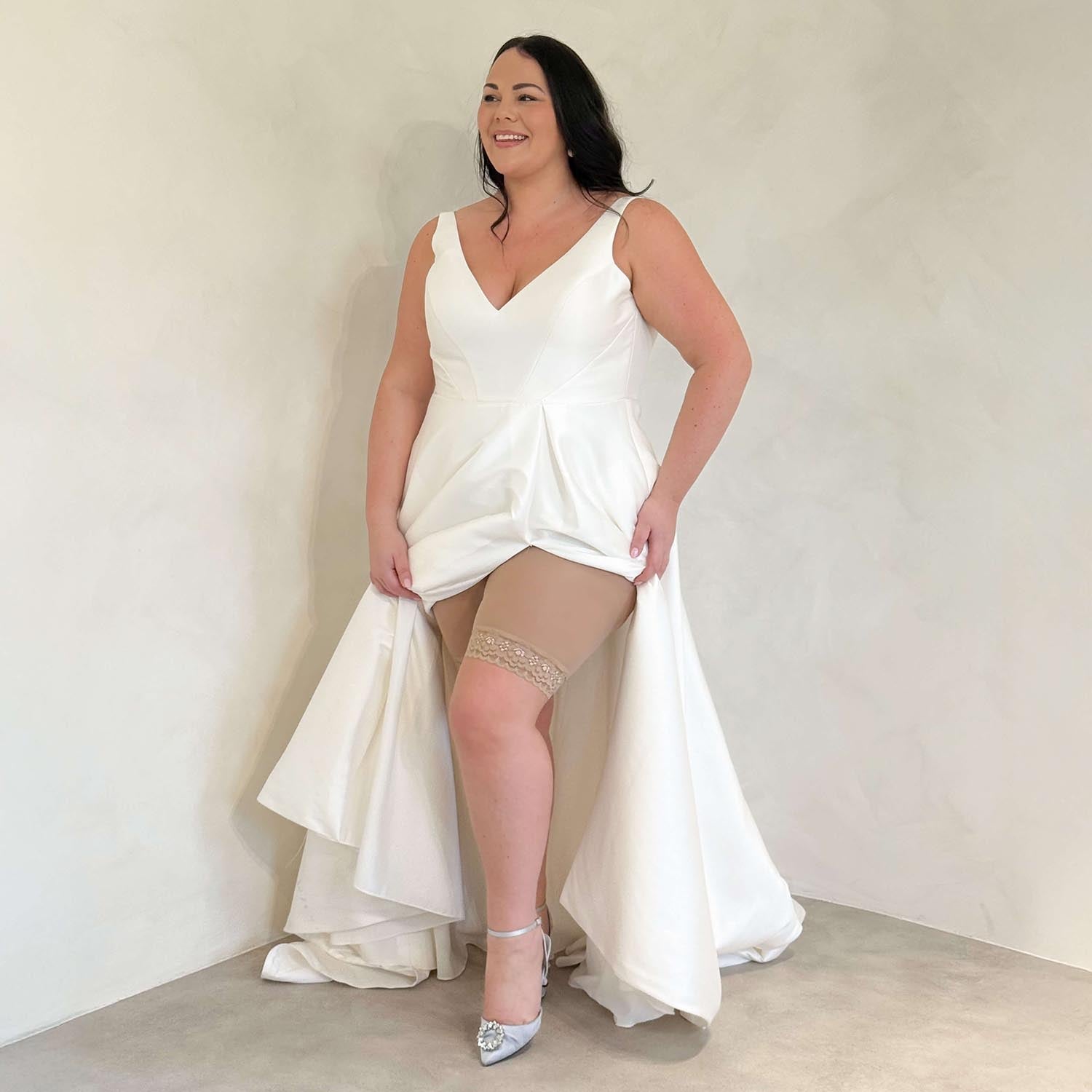 Amy - Size F