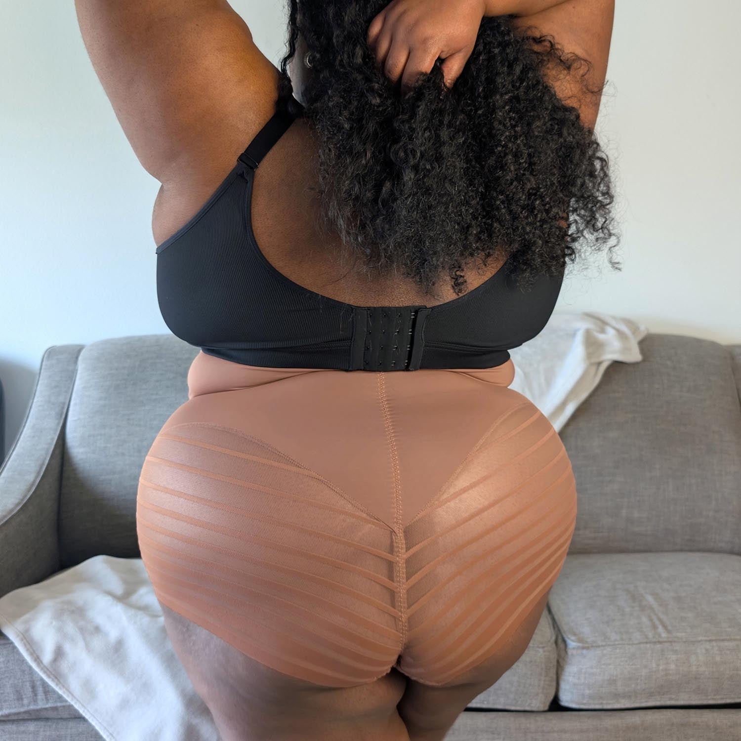 Ebony - Size H1