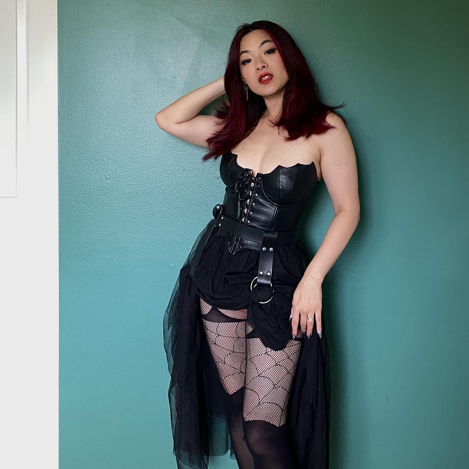 Mock Garter Fishnets - Venom