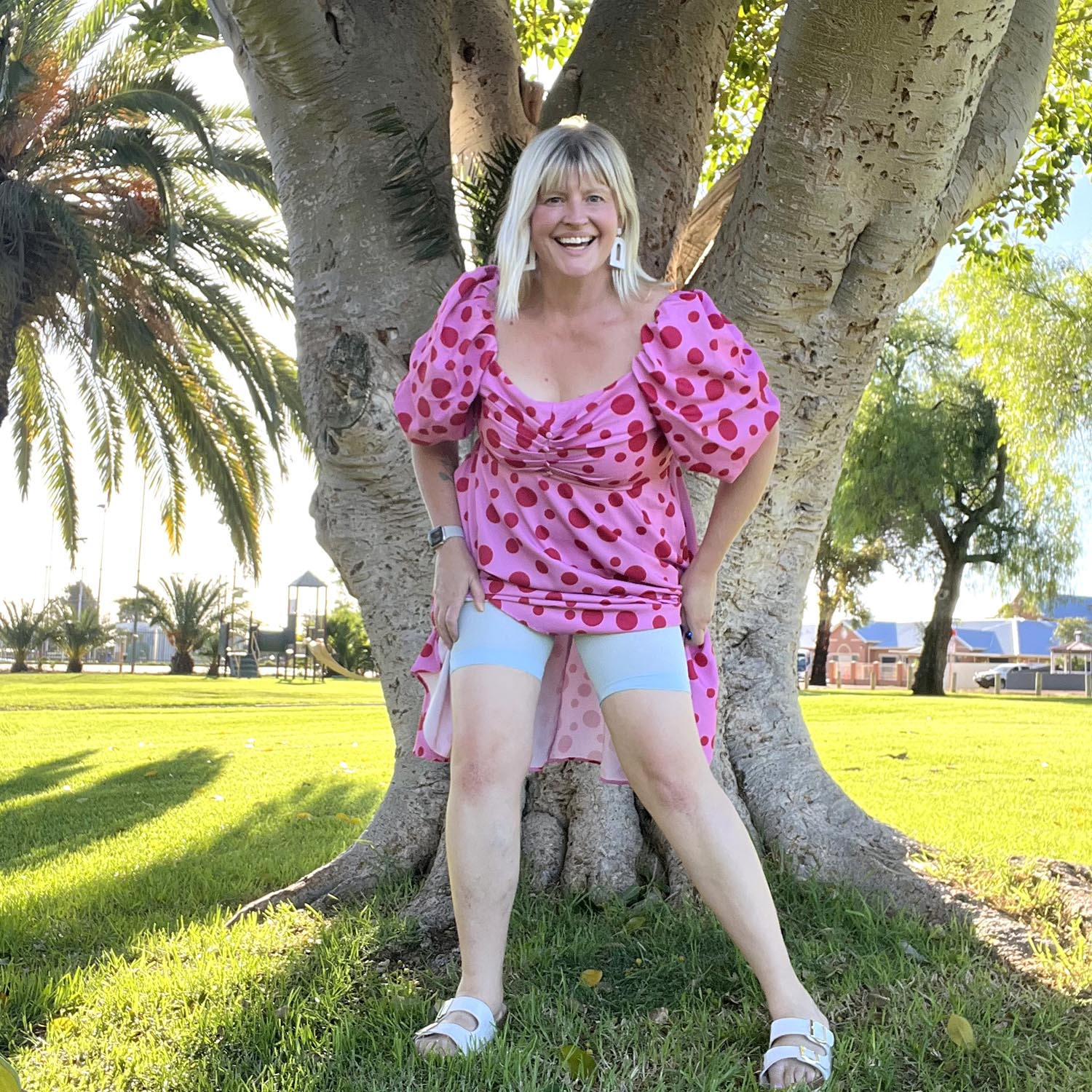 Suzie - Size E