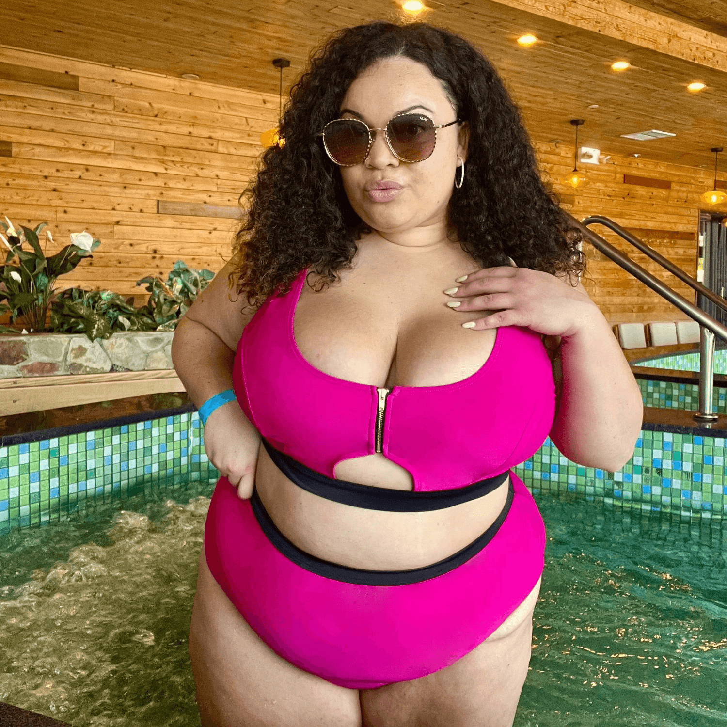 Hasta La Vista Bikini Top - Hot Pink - Snag
