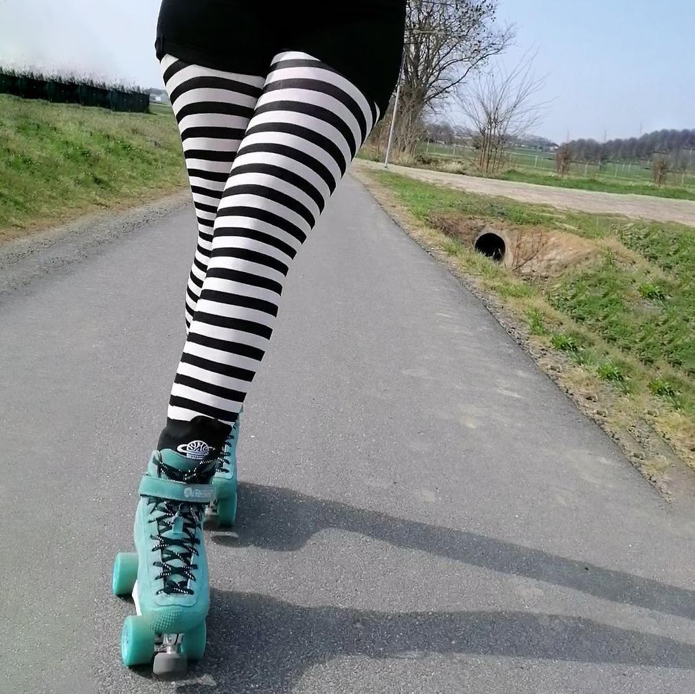 80 Denier Tights - Witch - Snag